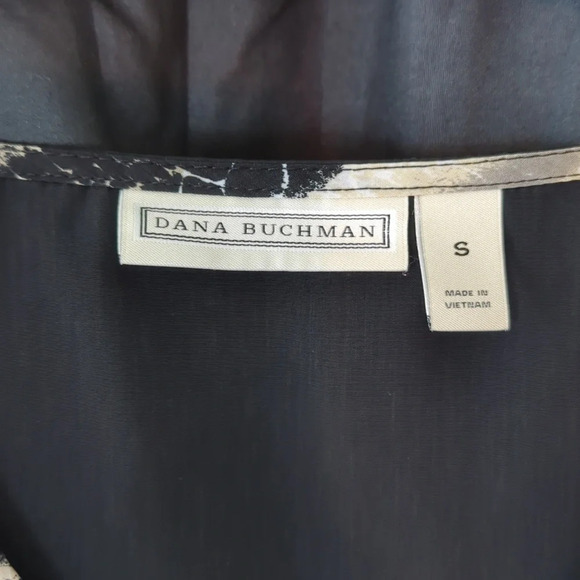 💖Dana Buchanan Small top - Picture 2 of 7